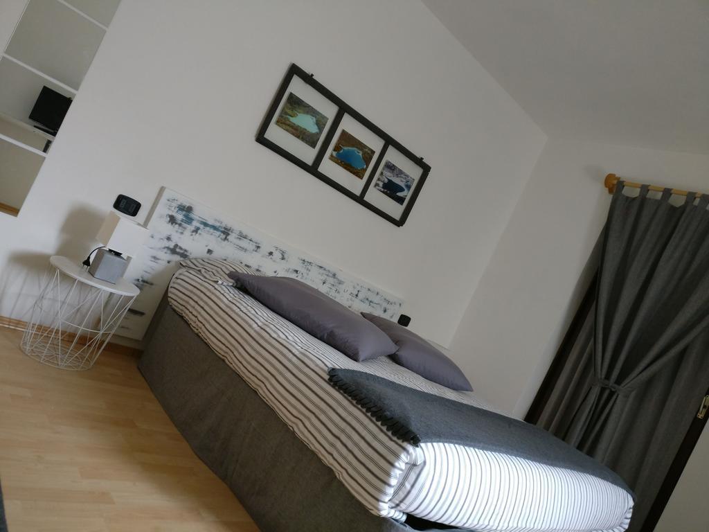 Garnì Al Laghet Hotell Tenno Eksteriør bilde
