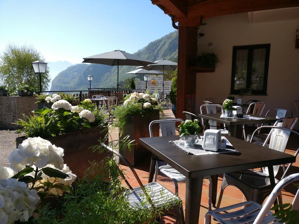 Garnì Al Laghet Hotell Tenno Eksteriør bilde