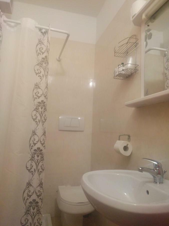 Garnì Al Laghet Hotell Tenno Eksteriør bilde